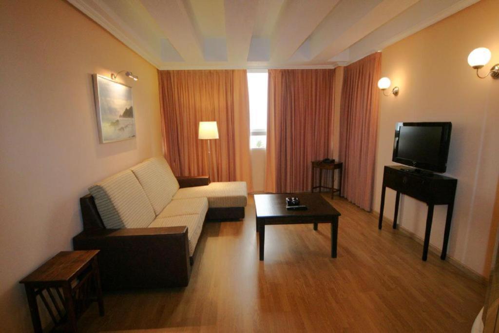 Hotel Apartamentos Mojacar Beach Экстерьер фото